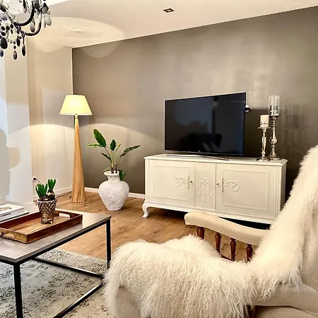 Kooli Apartment *